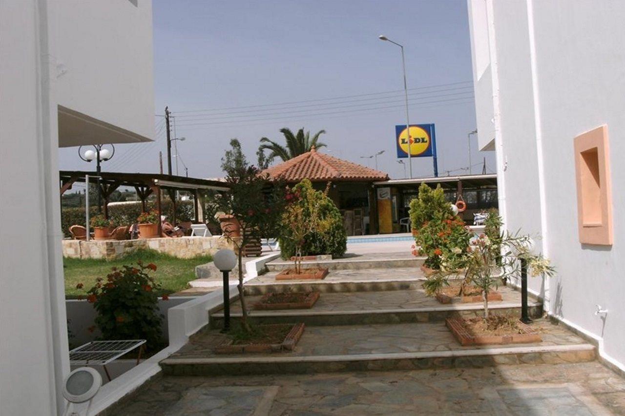 Ifigenia Apartments Hersonissos  Esterno foto